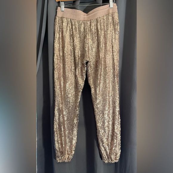 Evenuel Rose Gold Sequin Pants Size Small - Picture 2 of 4